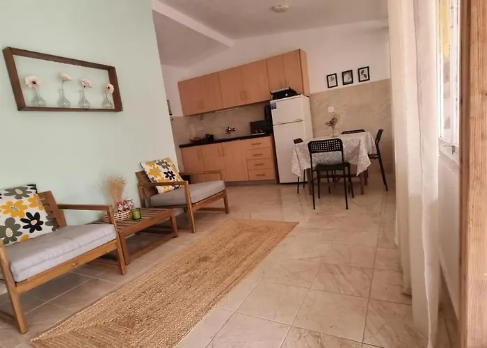 בית הארחה Roni's Place